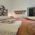 Casa Ad Arte Donna Ada Feriehus *