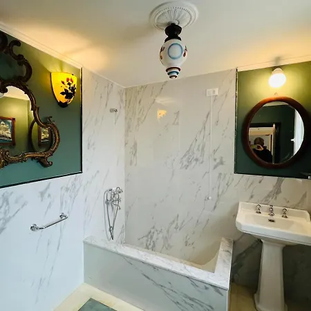 Casa Ad Arte Donna Ada بيت للعطل *